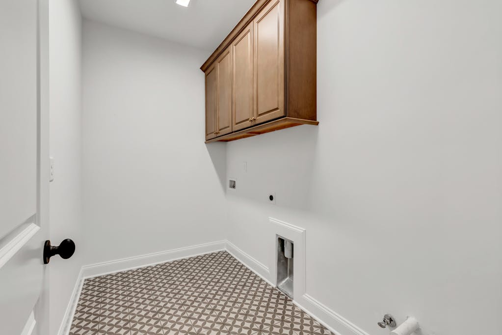 Image #39 for Lakeland