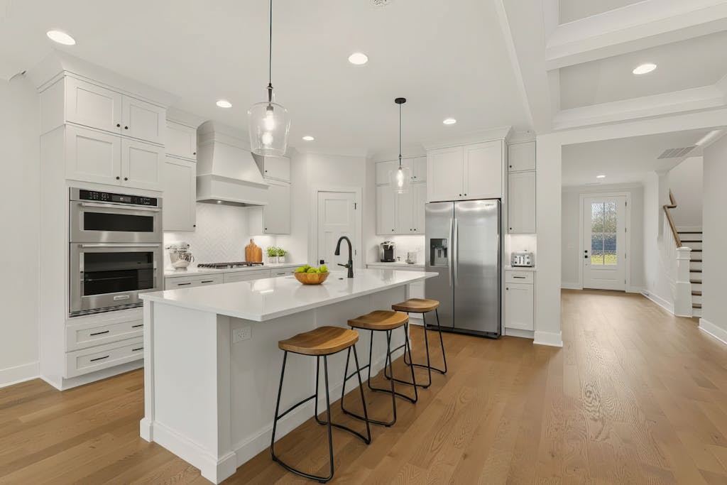 Image #11 for Livingston